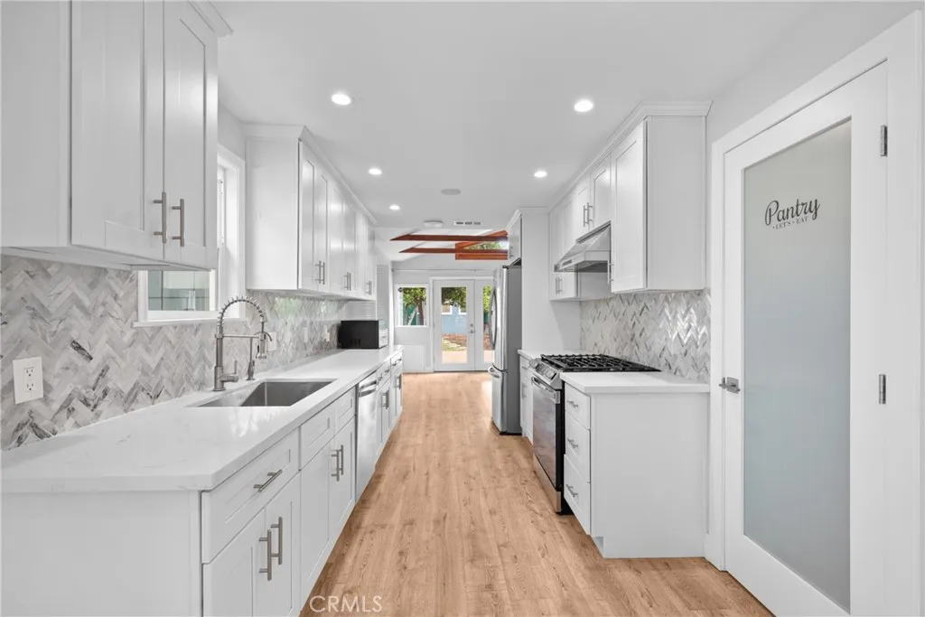 5624 Freeman Avenue, La Crescenta, California 91214 home-pic-22